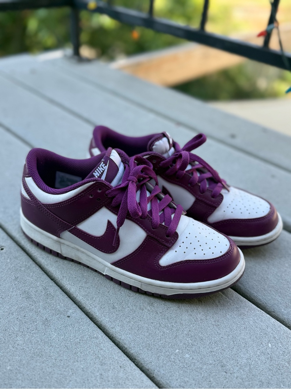 Nike Low-Top Sneakers in White and Deep Purple